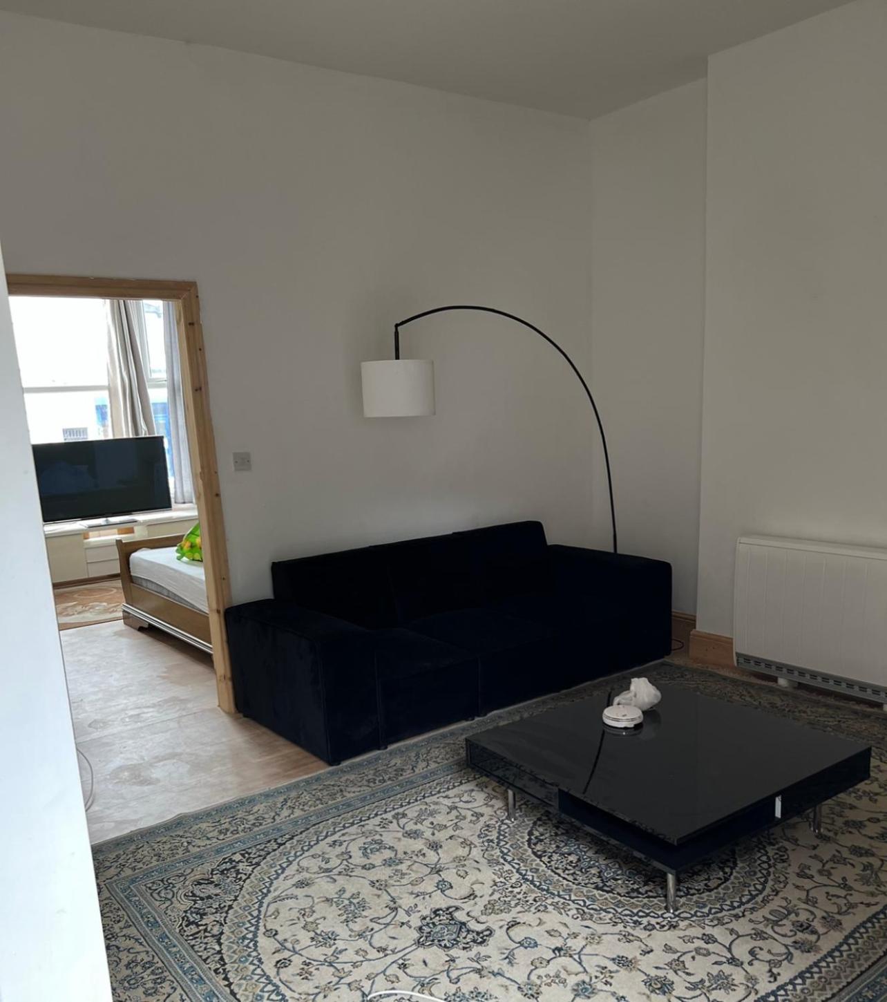 New Flat, Own Bathroom, Sitting Room & Large Bedroom - Walsall Bescot Εξωτερικό φωτογραφία